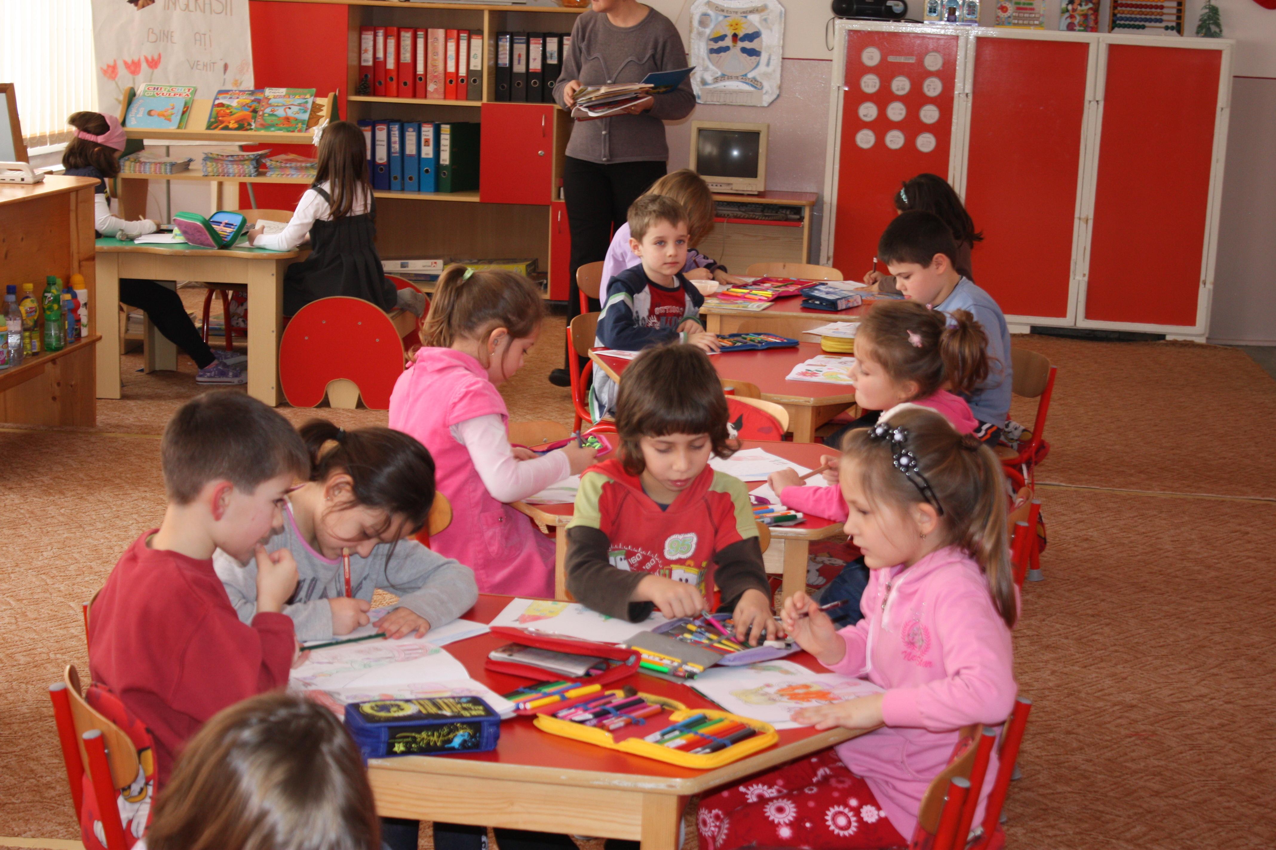 Как стать садиком. Детский сад в Греции. Z В детском саду. Детские сады в Тунисе. Дети 3-4 лет в детском саду.