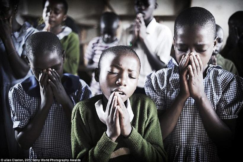 20 шокирующих фотографий о жизни детей из различных уголков мира. Эмоции и слёзы!