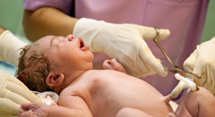 Cum trebuie să împingi în timpul nașterii naturale