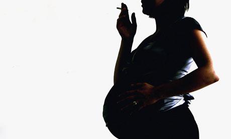 Любое количество никотина в организме беременной может отразиться на здоровье ребенка