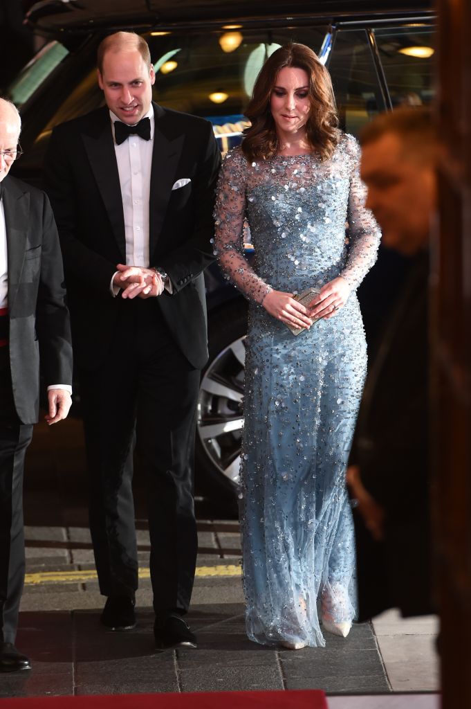Kate Middleton, strălucitoare la gala Royal Variety Performance