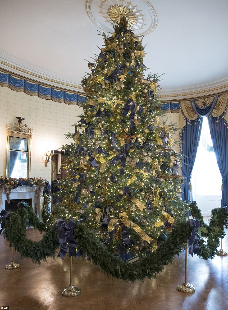 Cum Melania Trump a decorat reședința de Crăciun