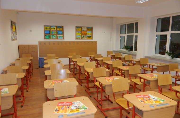 11 şcoli din Moldova au primit echipamente de ultimă generaţie