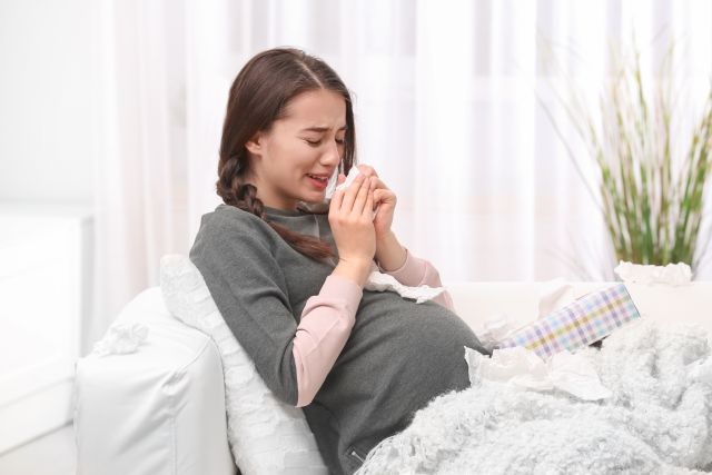 Почему вредно плакать во время беременности