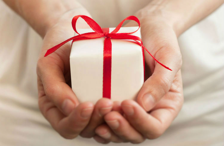 Идеи дорогих подарков для возлюбленных