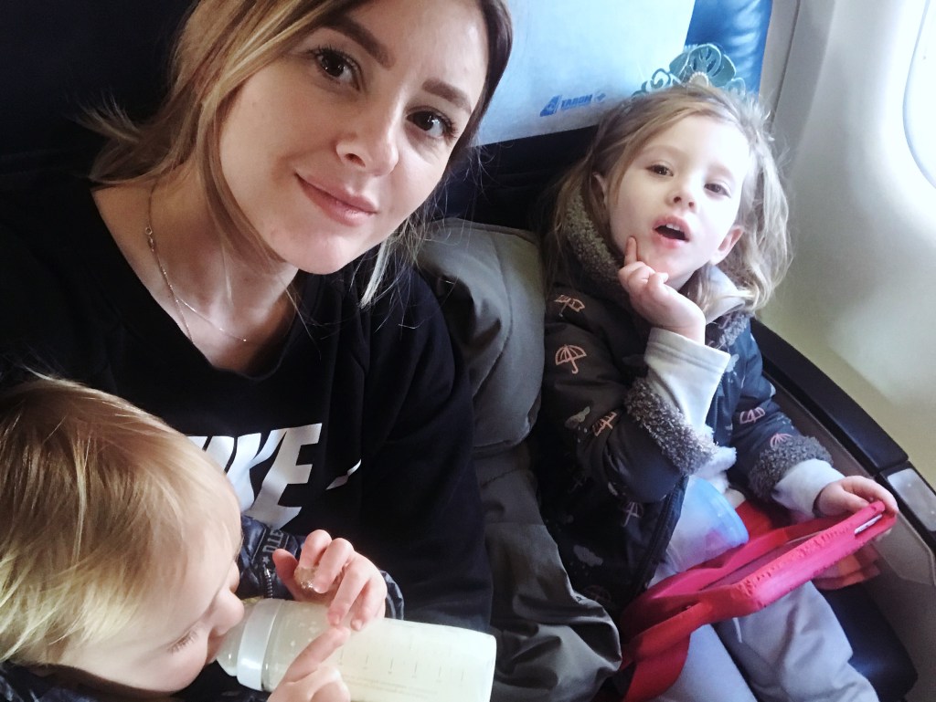 Ana Ciorici: Cum e să călătorești singură cu 2 copii