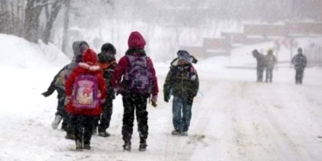 Mai multe școli din Moldova, închise din cauza vremii