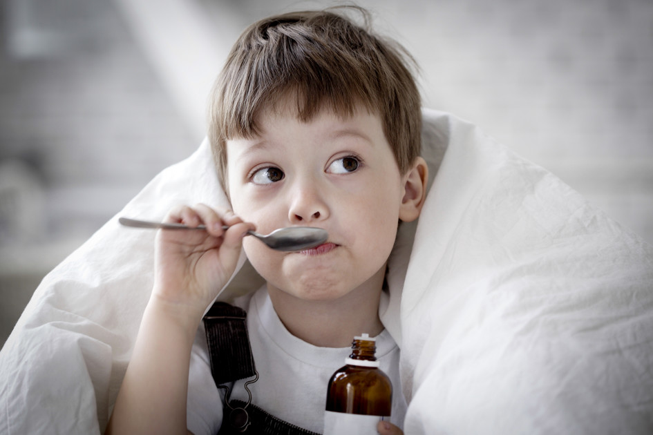 Сироп от кашля для ребенка: Почему стоит отдать предпочтение препарату на растительной основе