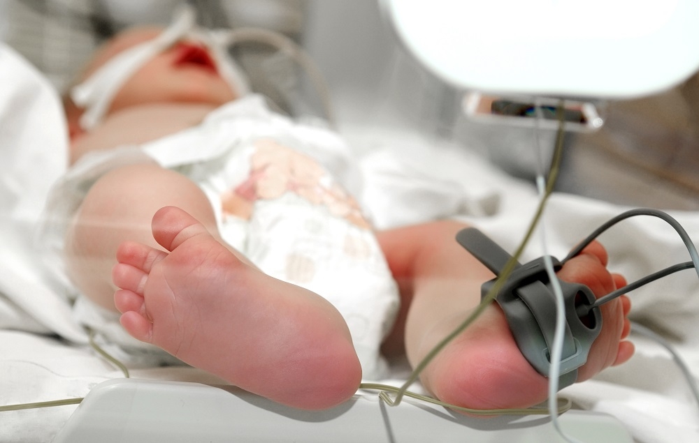 Un bebeluș de cinci luni a murit din cauza complicațiilor provocate de gripă