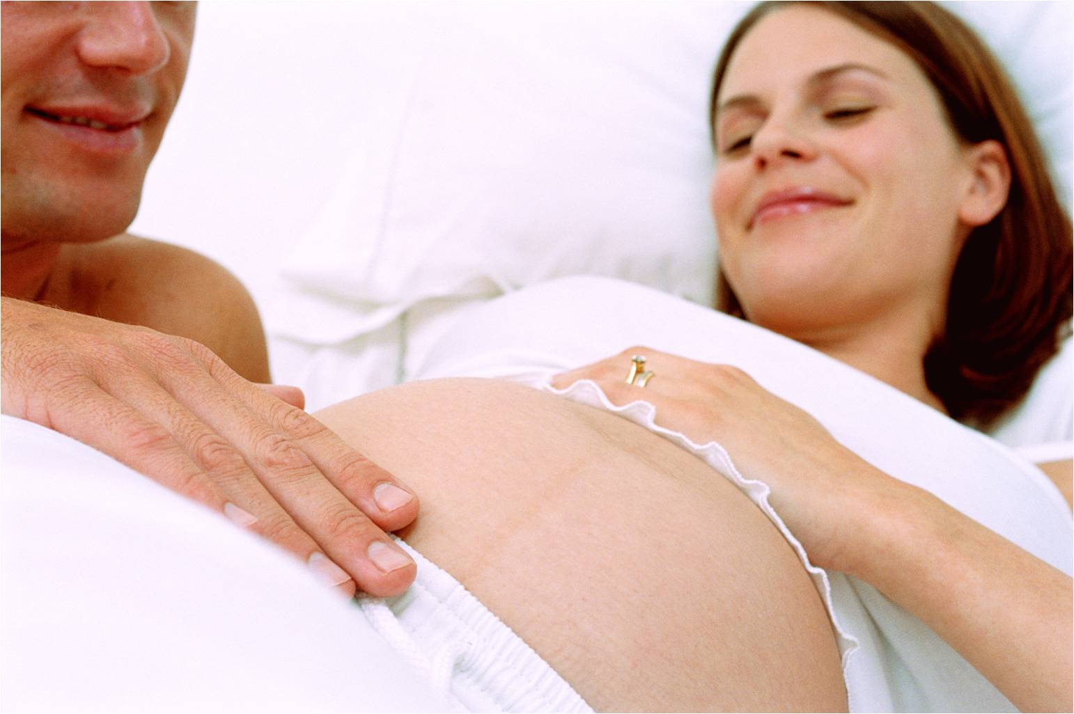 Masajul perineal previne rupturile la naştere