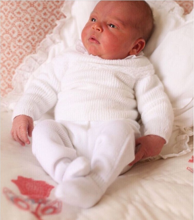 Primele imagini oficiale cu bebelușul regal, Prințul Louis