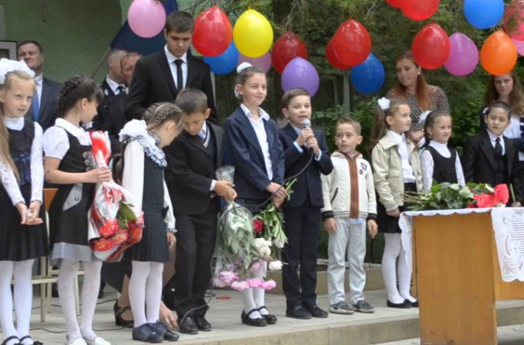 Когда в молдавских школах прозвенит последний звонок
