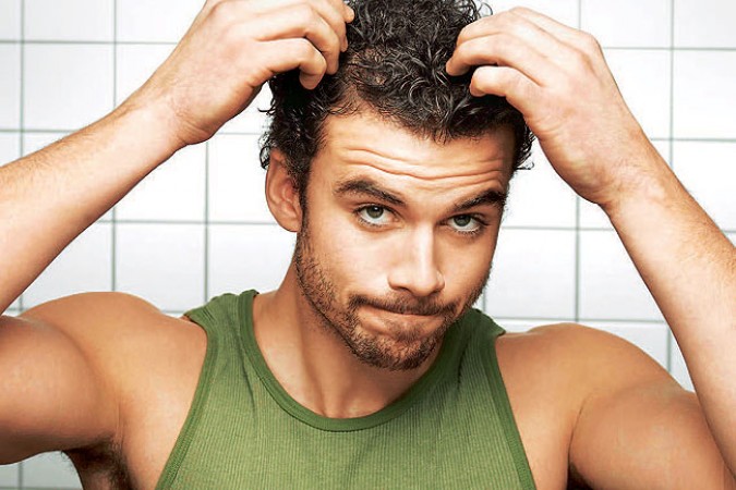 Căderea părului la bărbați: scurt și clar