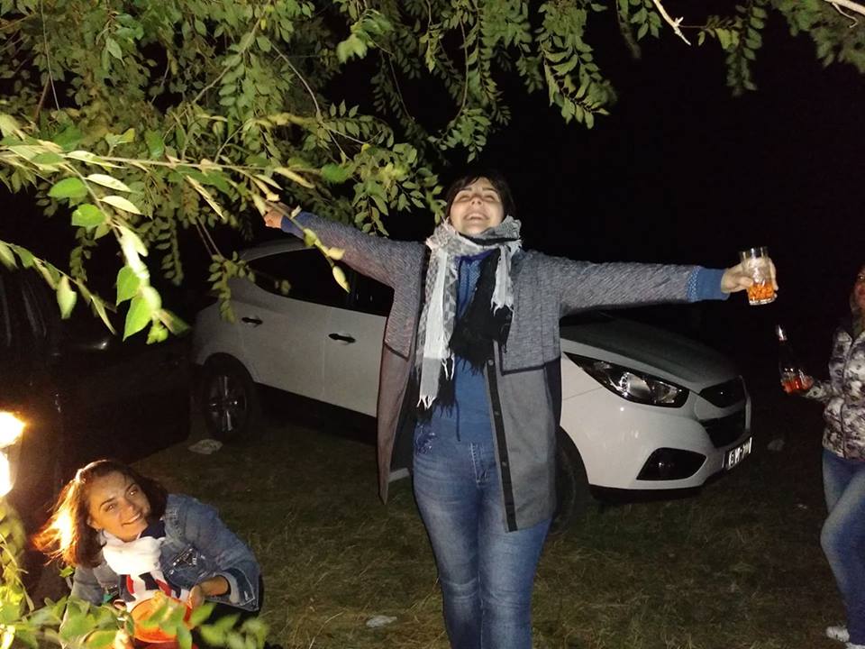 Известной журналистке Виктории Крюковой завязали глаза и вывезли за город