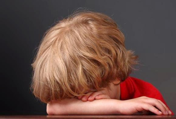 Cum pedepsele fizice influențează asupra psihicului și dezvoltării copilului?