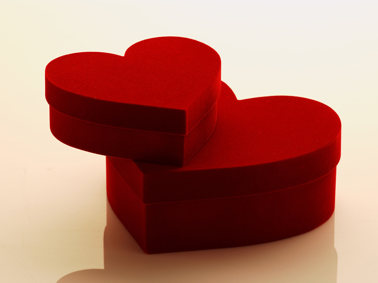 17 идей подарков для Него ко Дню Святого Валентина