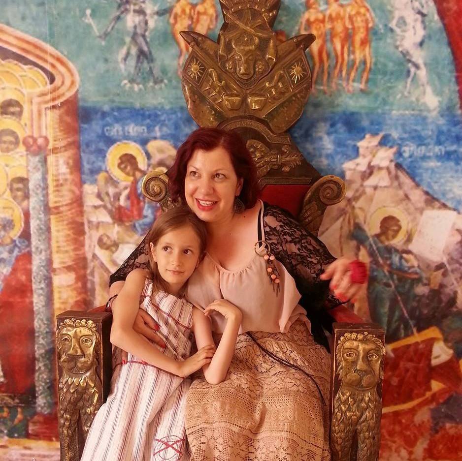 Antoniţa Fonari: Am simţit că pot să iubesc un copil căruia nu i-am dat naştere