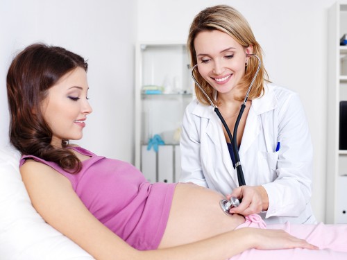 Cum pot fi evitate traumele la naștere ale nou-născutului