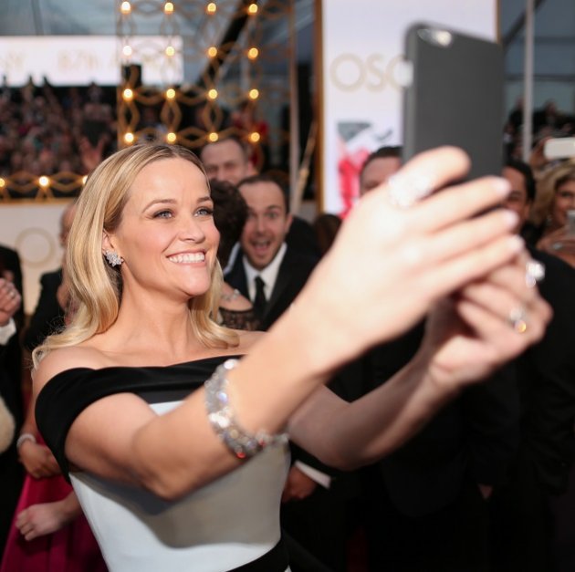 "Оскар" глазами звезд: лучшие селфи из Instagram