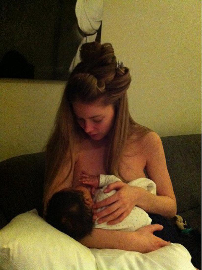 частные фото голая мама с ребенком фото 72