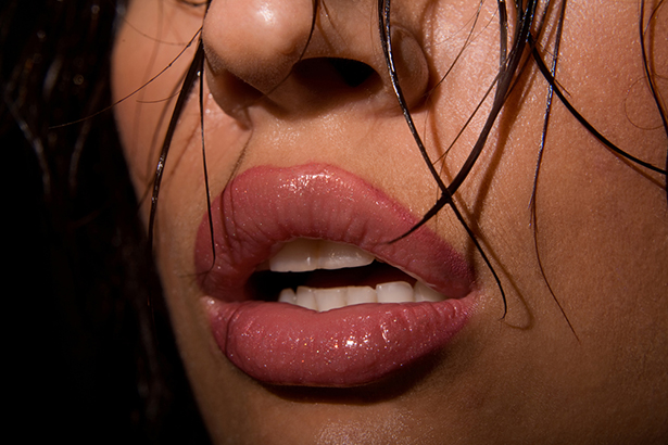 Cum se pot mări buzele fără operație plastică: trei rețete eficiente