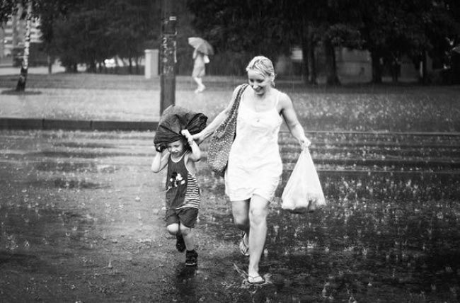 Главный мужчина в жизни женщины: трогательные фотографии мам со своими сыновьями