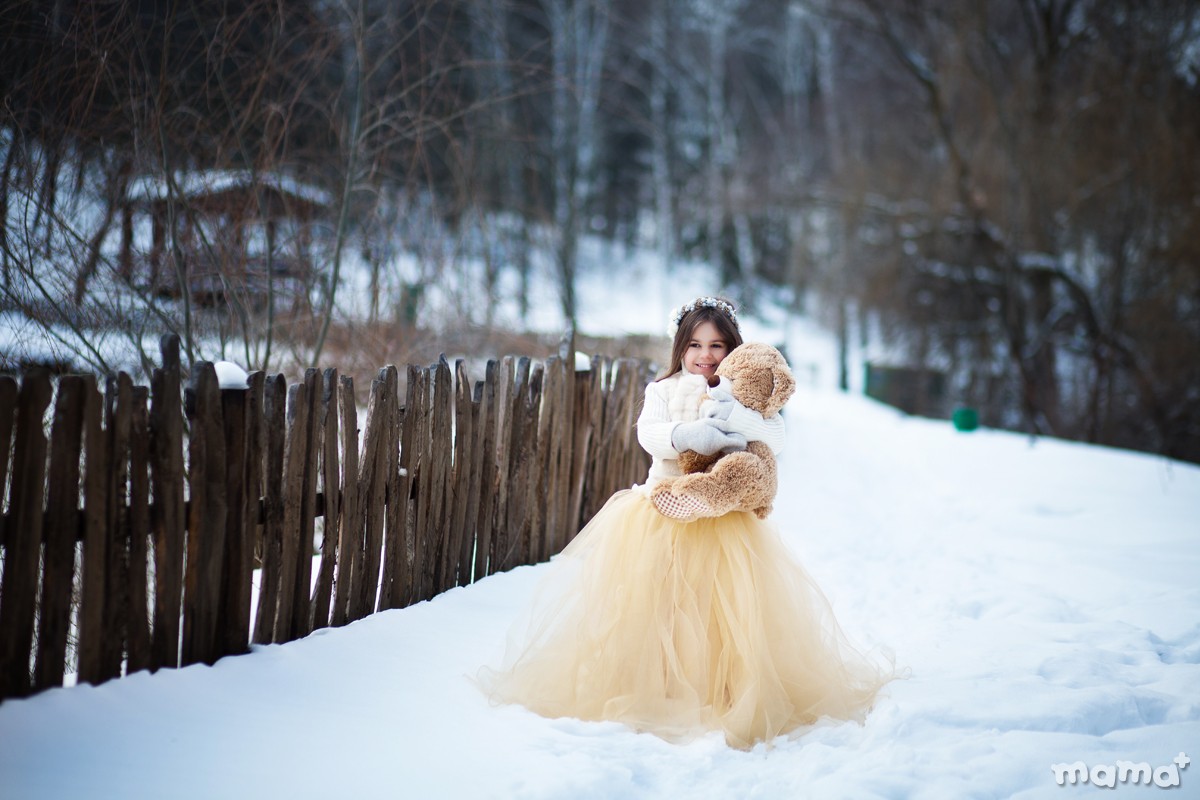 Fetița pe zăpadă de la Aliona Nicanorova
