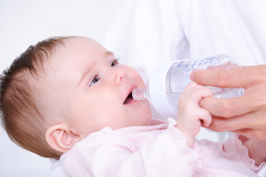 Как давать укропную воду новорожденному, и стоит ли это делать