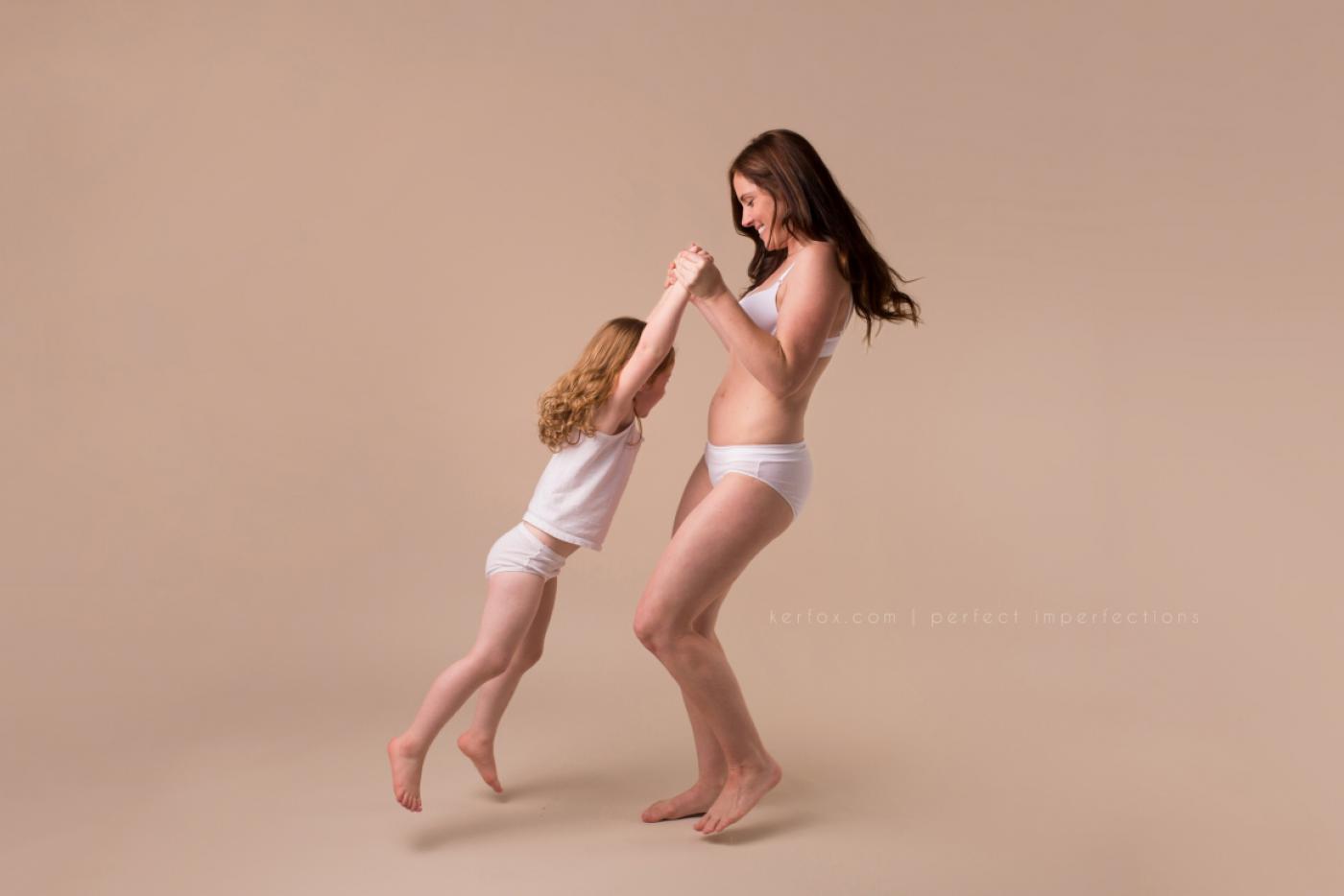 Несовершенные тела могут быть прекрасными: женщины после родов в объективе фотографа