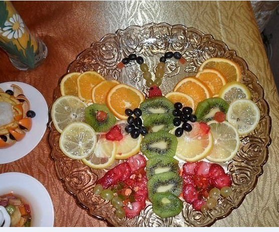 Ce fel de sărbătoare pentru copii fără un platou original de fructe?