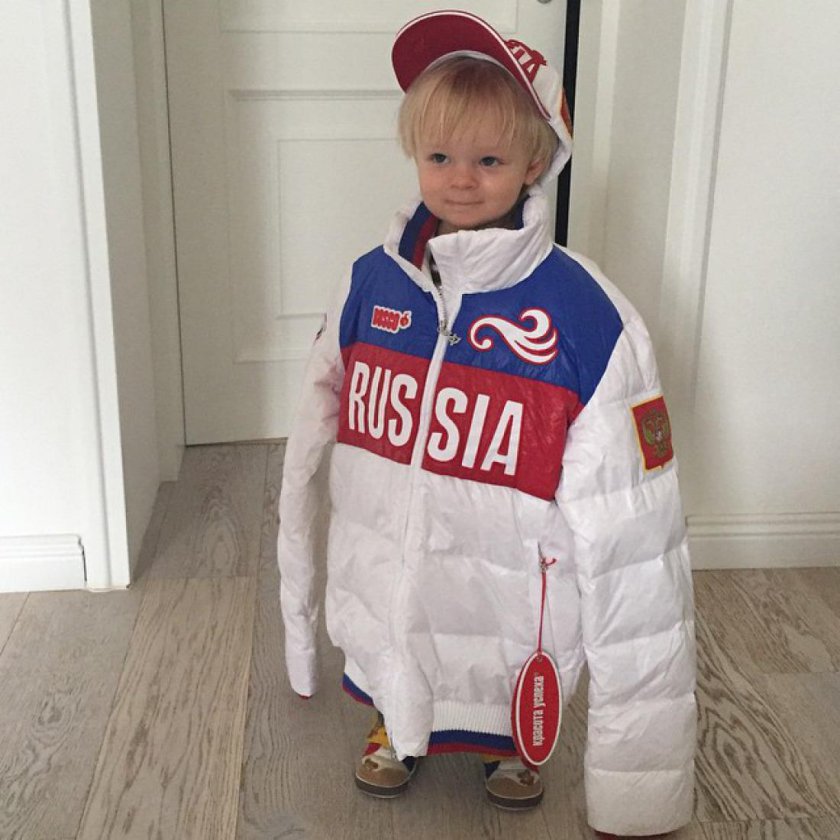 Евгений Плющенко показал своего старшего сына от первого брака