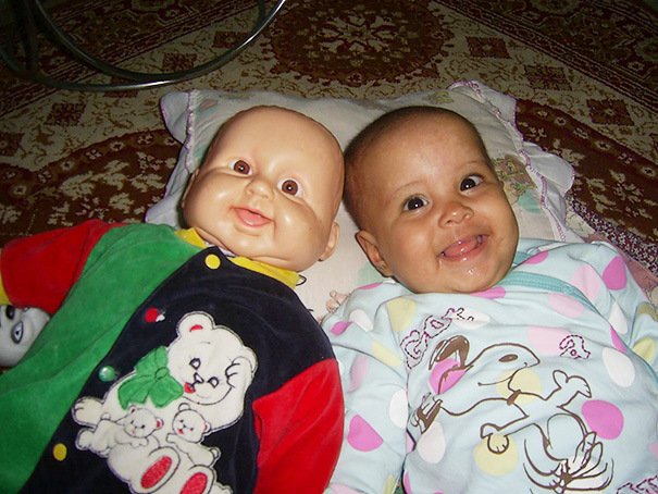 20 сладких малышей, которые выглядят в точности, как их куклы