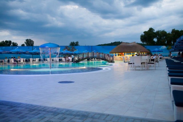 O nouă piscină fițoasă s-a deschis lângă Chișinău. Cum arată – FOTO