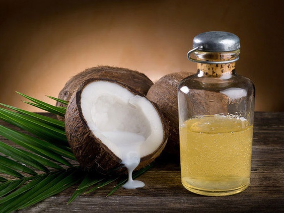 Кокосовое масло: полезные свойства и применение