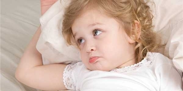 Ребенок отказывается от дневного сна. Что делать?