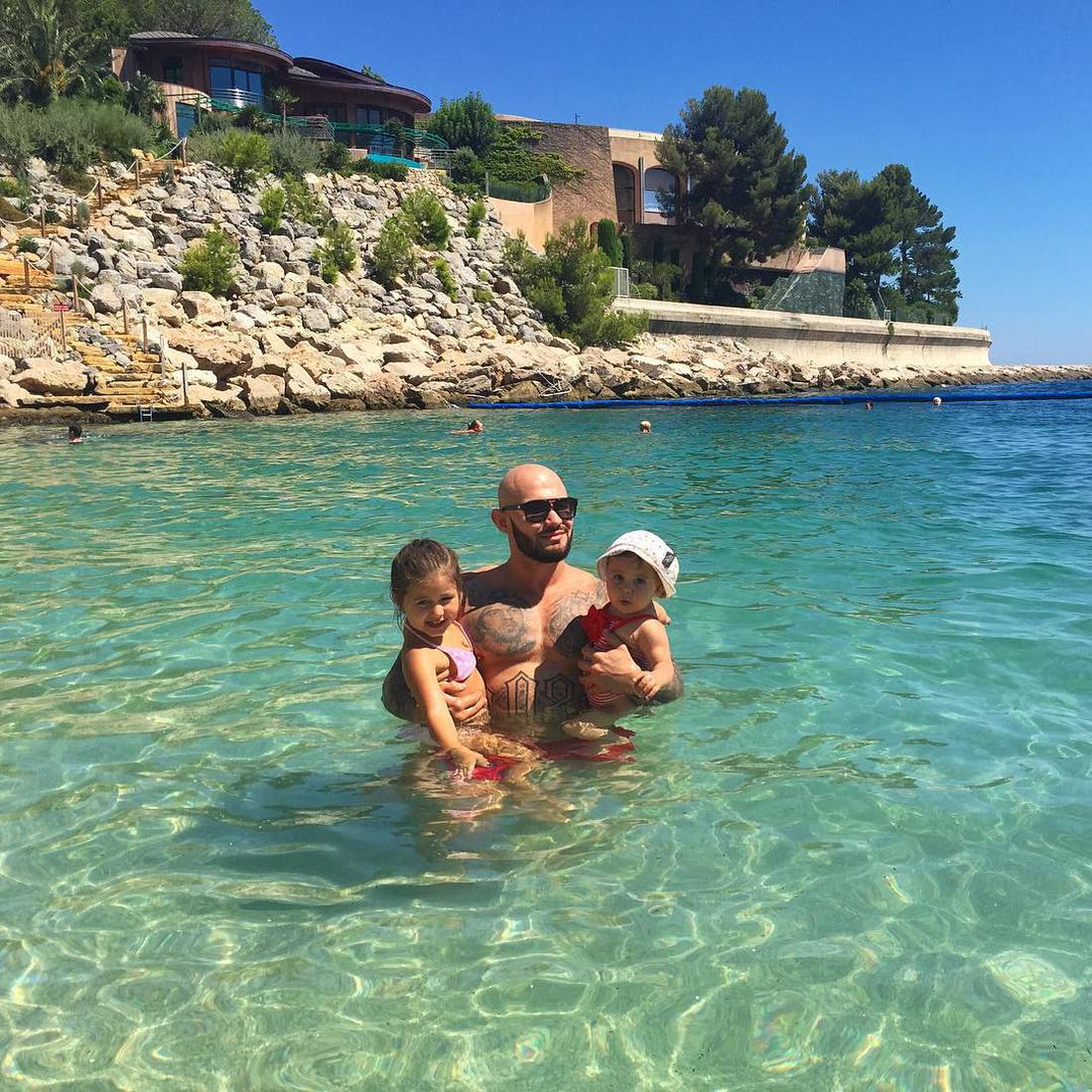 Джиган и Оксана Самойлова с дочерьми ни в чем себе не отказывают в Монако
