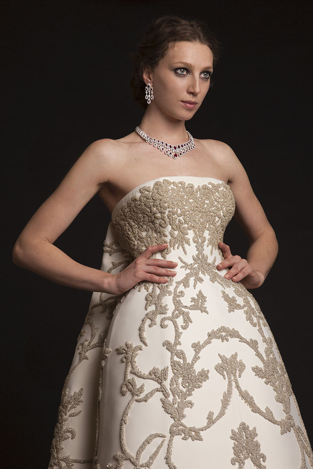 Пудровая роскошь «Последней весны»: Couture 2015 от Krikor Jabotian