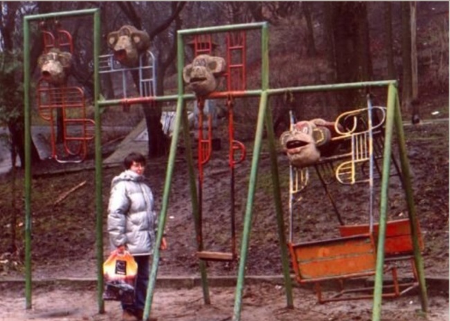 Фото детских площадок, на которые надо смотреть под саундтрек Silent Hill