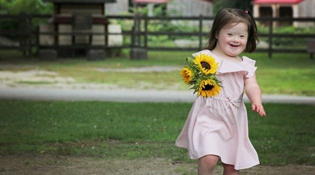 Фотограф показала, как радуются жизни дети с синдромом Дауна