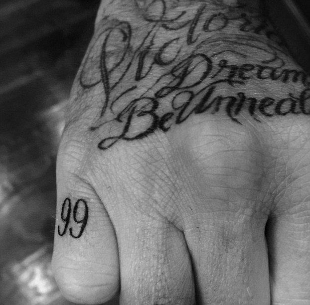 Дэвид Бекхэм сделал татуировки в виде рисунков его детей