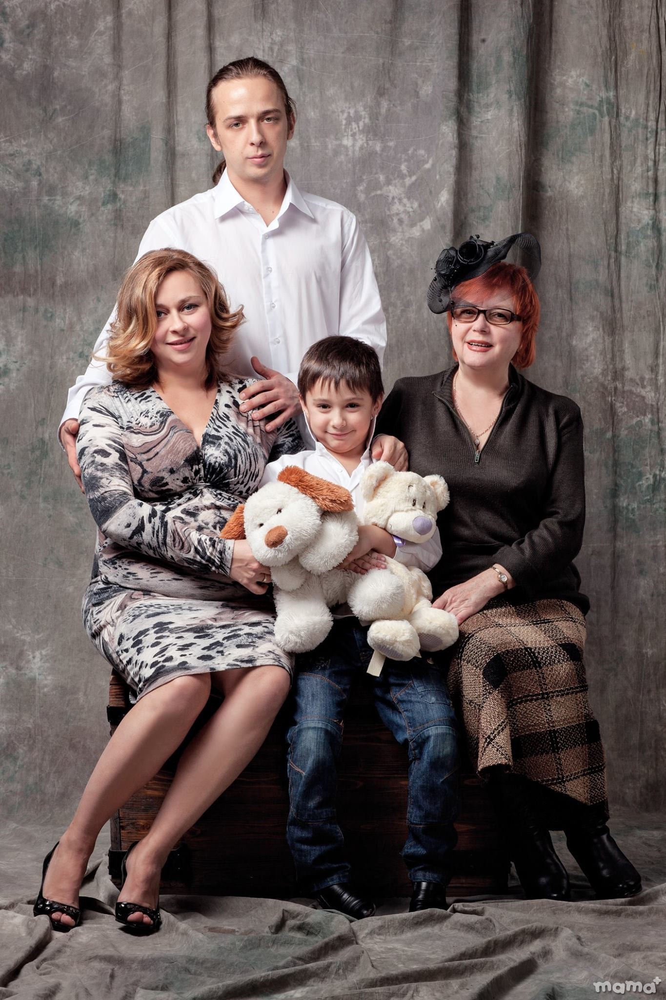 Family Portrait: Dumitru Ghițu și Ludmila Semina-Ghițu