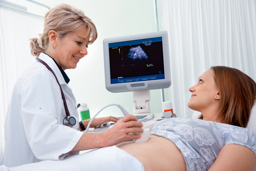 Prima vizită la ginecolog a gravidei. Luarea în evidență și analizele necesare. Interviu cu specialistul Ruslana Burdeinaia-Cucoș