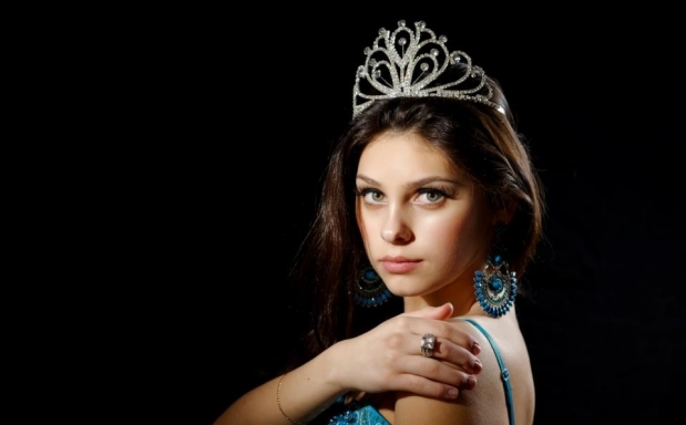 «Мисс Молдова» Александра Кэрунту входит в топ-5 фавориток конкурса «Мисс Мира-2014»