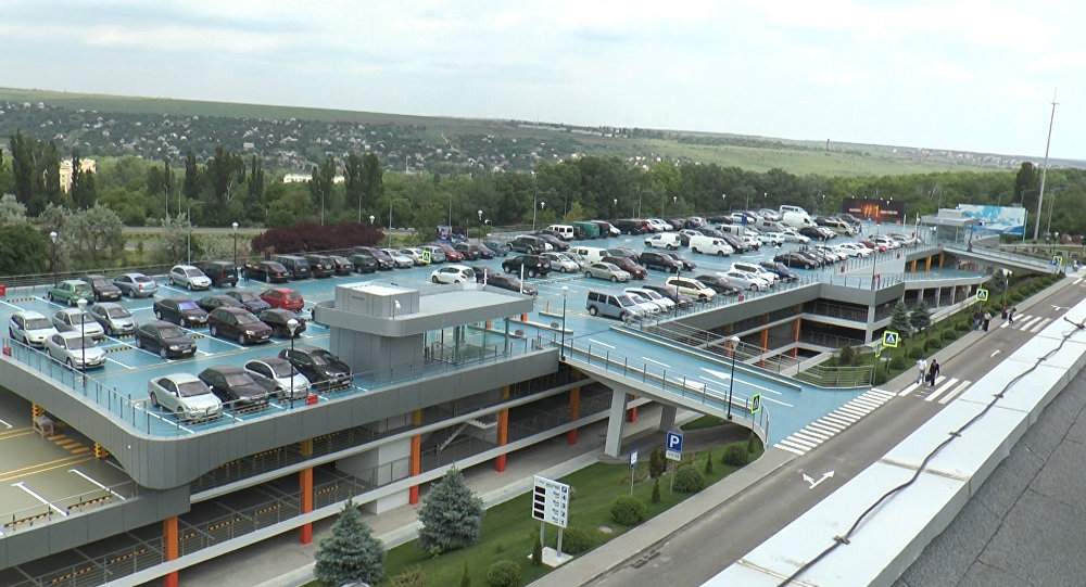 Парковка в кишинёвском аэропорту стала платной