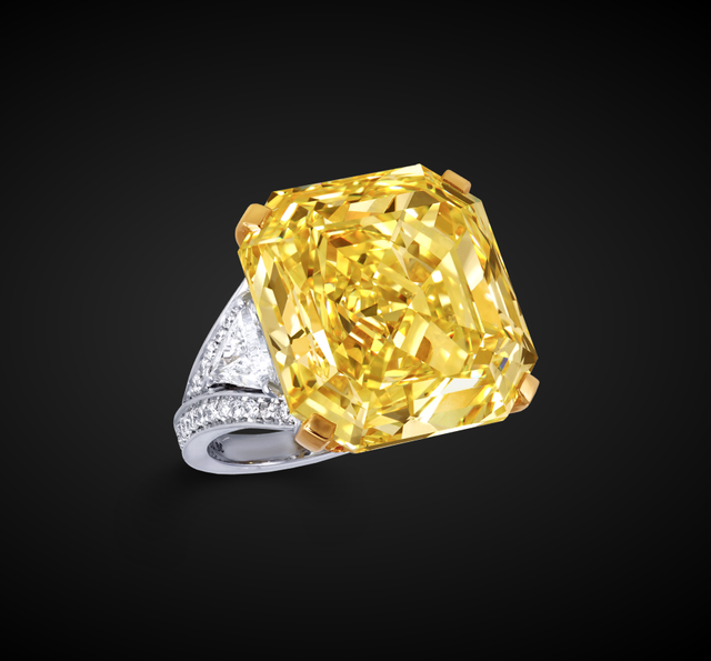 Тимати подарил Решетовой кольцо из платины с редким желтым бриллиантом