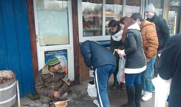 Нищих в Кишиневе начали бесплатно кормить