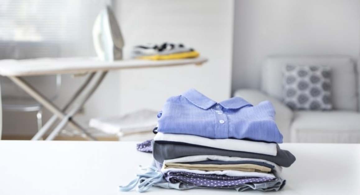 calorie shorten Subdivide Cum să calci hainele fără fier de călcat? Sfaturi bune de urmat | Mamaplus