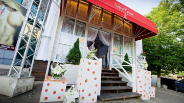 Кафе Velvet приглашает отдохнуть на террасе