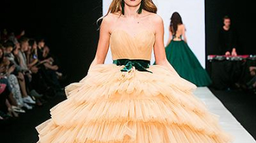 Дочь Веры Брежневой на показе Bella Potemkina