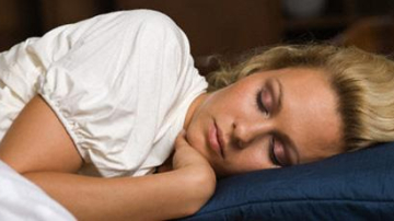 Что съесть вечером, чтобы не просыпаться ночью?